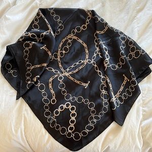 Forever 21 Chain Print Headscarf